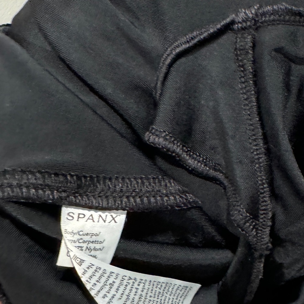 Spanx Faux Leather Black Leggings Size Medium - Picture 12 of 16